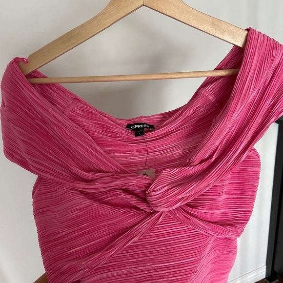 Express Pink Ruched Top - Picture 5 of 5